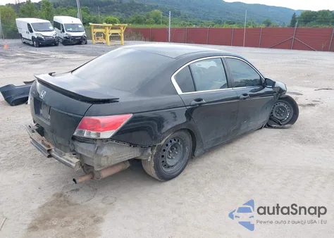 2010 Honda Accord 2.4 Lx z USA, uszkodzony, nr VIN 1HGCP2F34AA153354